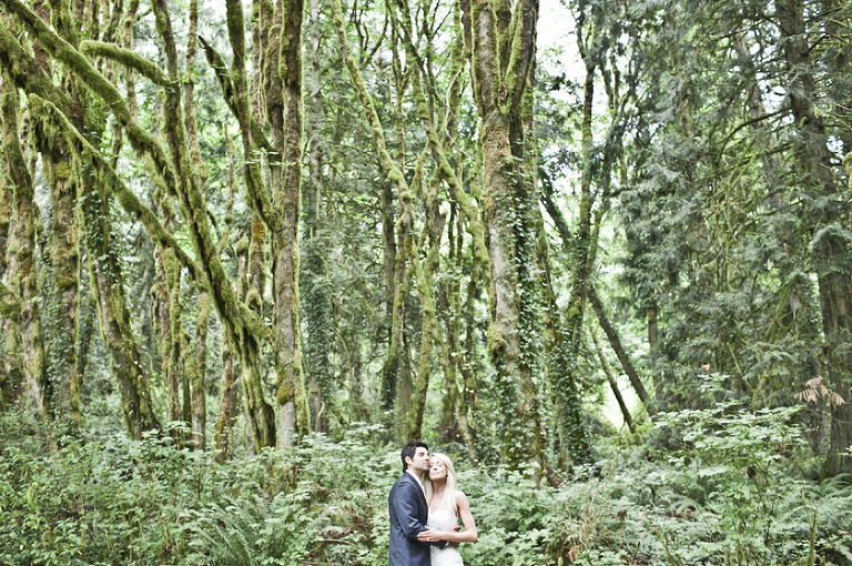 zz11_095-z3320-Lavender-Farm-Wedding-by-ENMUSE